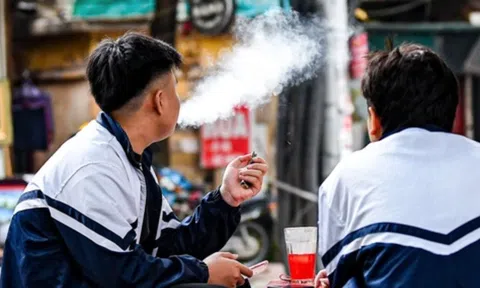Xử phạt người bán thuốc lá điện tử cho trẻ 14 tuổi ở Lào Cai