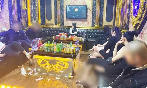 Nhóm nam nữ mở tiệc ma tuý trong quán karaoke ở Hà Giang