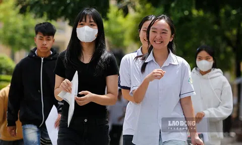 Hơn 9.000 thí sinh hồi hộp dự thi vào lớp 10 ở Điện Biên