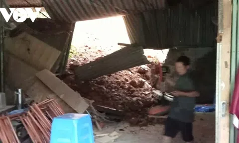 Mưa lớn suốt đêm ở Sơn La gây lũ lớn trên suối Nậm Ban
